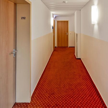 Academy Lodge Boardinghouse Hamburg-Harburg Buitenkant foto
