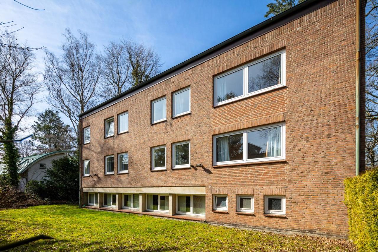 Academy Lodge Boardinghouse Hamburg-Harburg Buitenkant foto